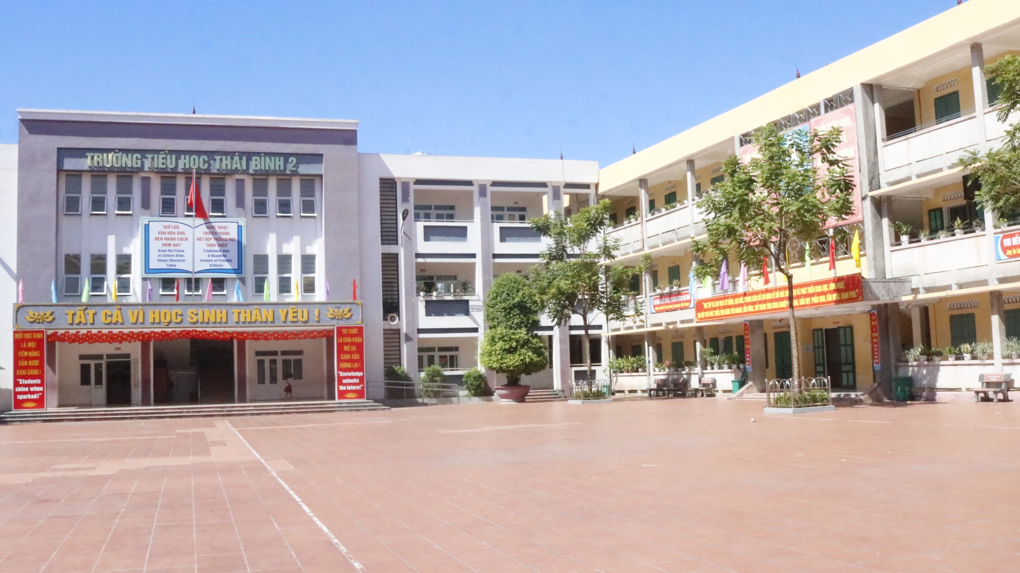 PHƯỜNG THÁI BÌNH: RÀ SOÁT ĐIỀU KIỆN TỔ CHỨC ĂN BÁN TRÚ CHO HỌC SINH
